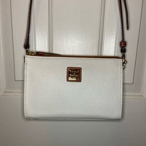Janine cross body